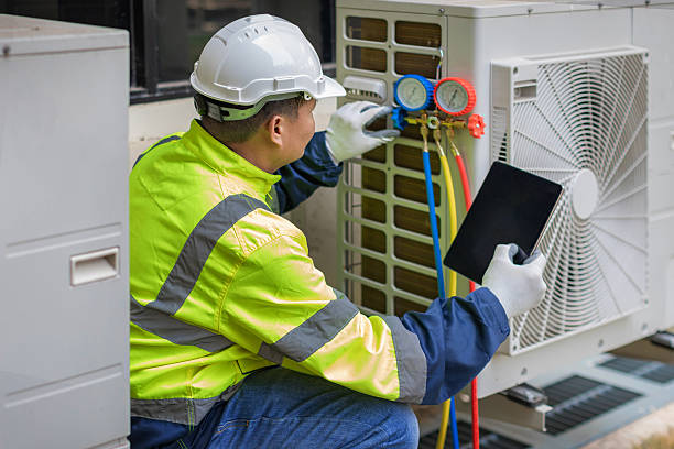 Professional Hvac Installation technician working in Hillsborough, CA